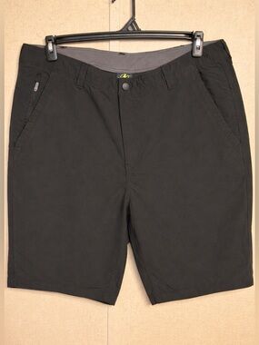 Men's Casual cargo Shorts in Charcoal black size 40 Nordic track